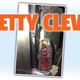 Illustration for article titled This Guy Ingeniously Fixed a Taillight with a Sports Drink Bottle